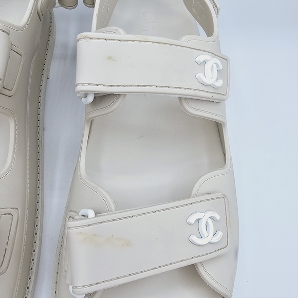Chanel Cream Ivory Sandals size 38 - Picture 7 of 15